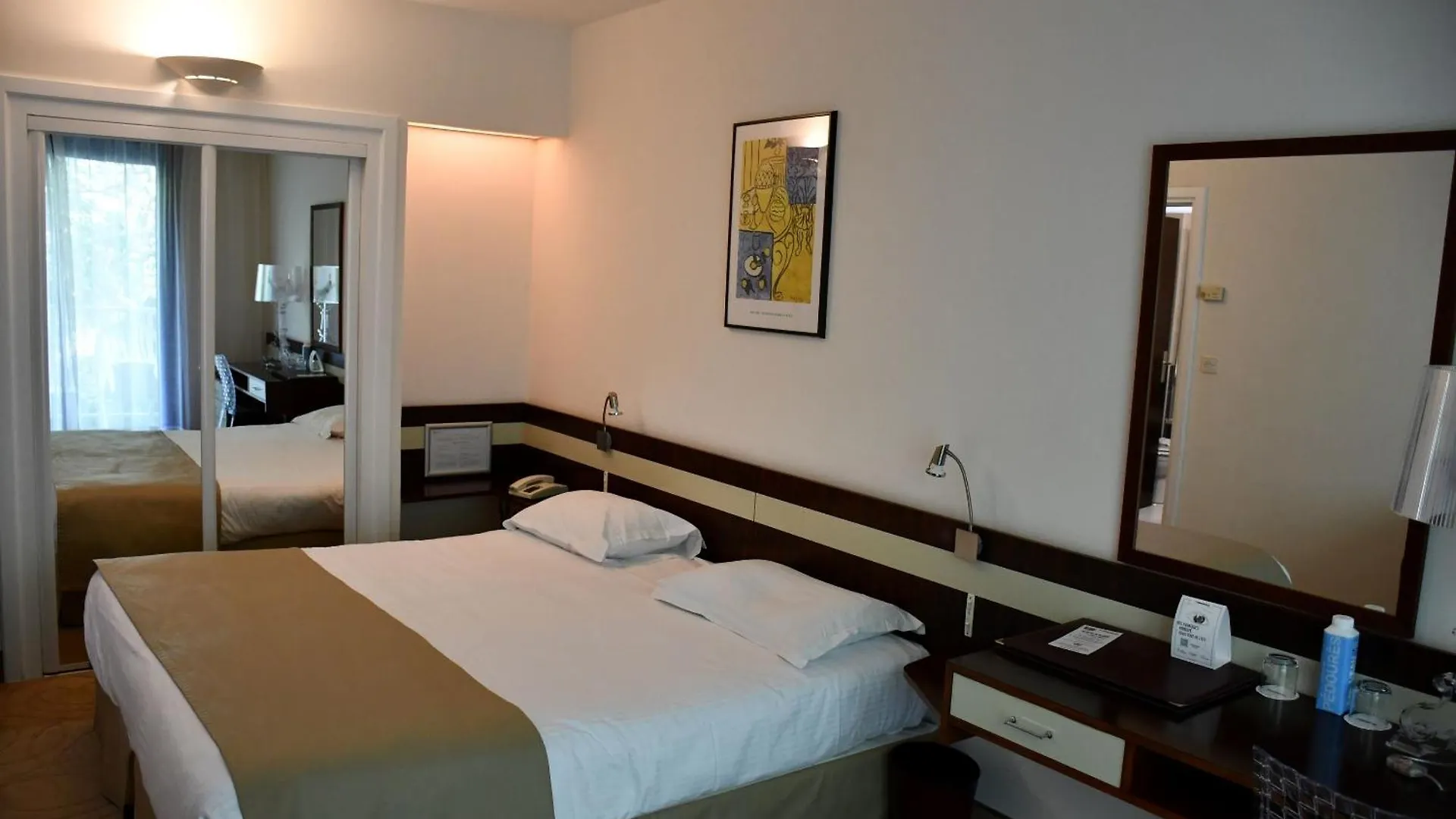 Villa Borghese, The Originals Relais Greoux-les-Bains France