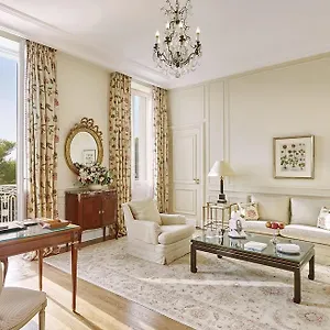 Отель Du Cap Eden Roc