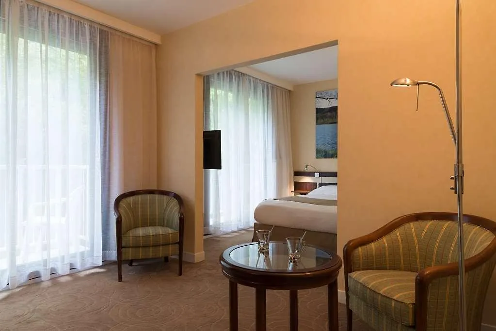 Villa Borghese, The Originals Relais Greoux-les-Bains France