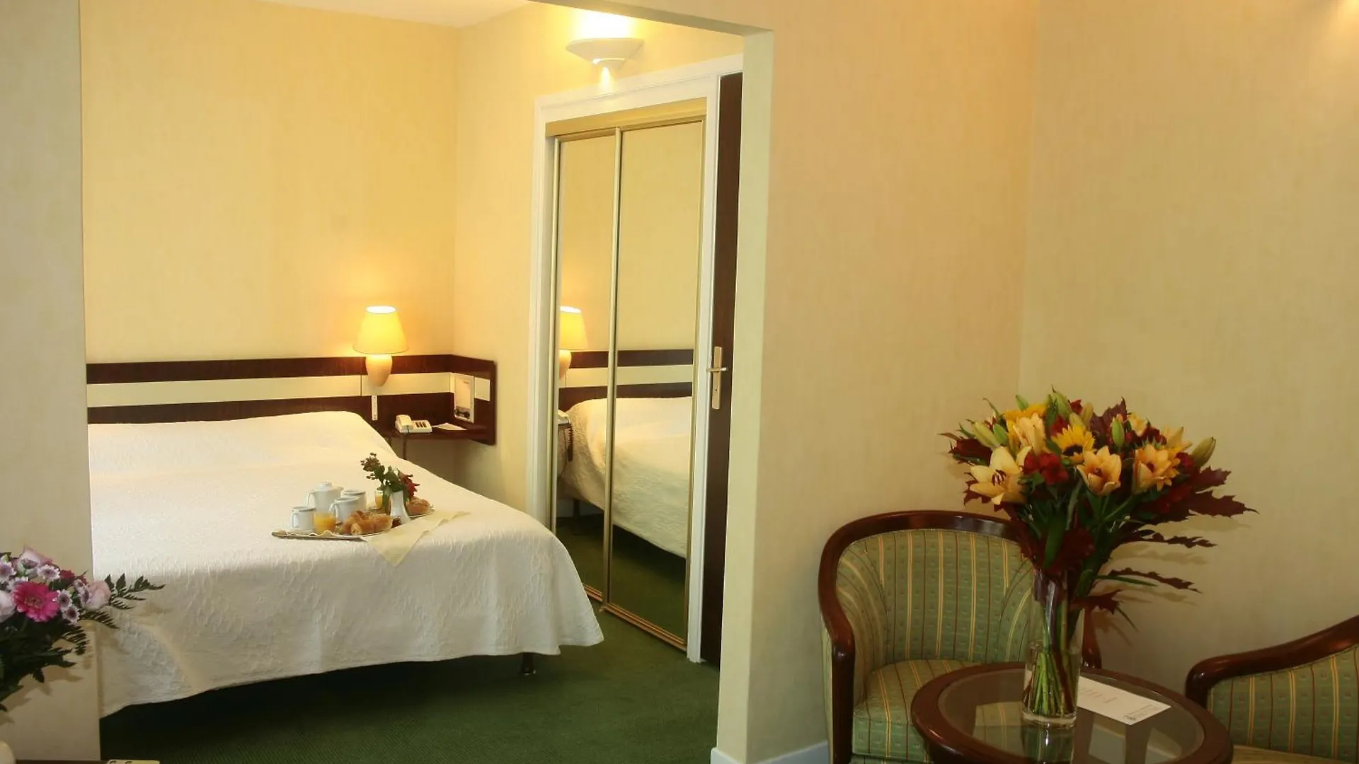 Hotel Villa Borghese, The Originals Relais Greoux-les-Bains