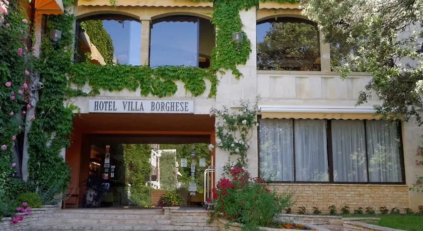 Villa Borghese, The Originals Relais Greoux-les-Bains