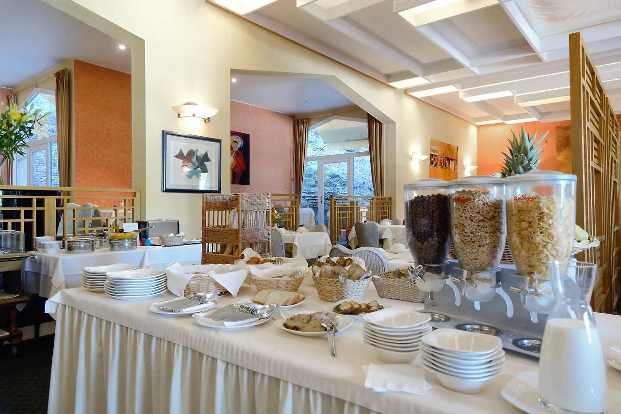 Villa Borghese, The Originals Relais Greoux-les-Bains France